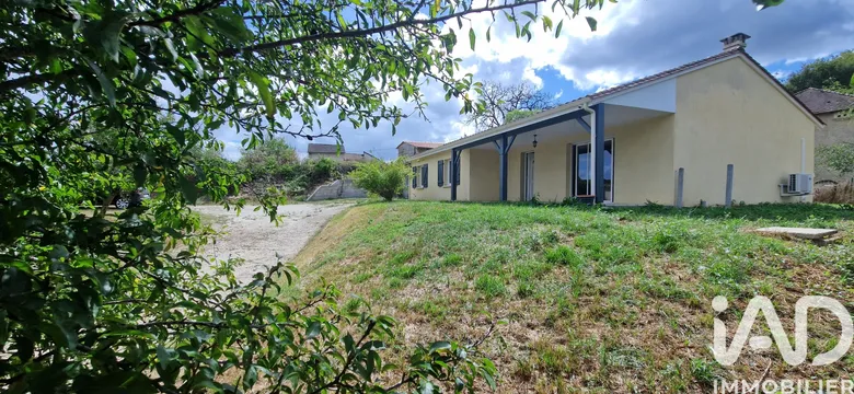 Maison 5 pièces 111 m² · à Neuvic · 111 m² · 178 000 €