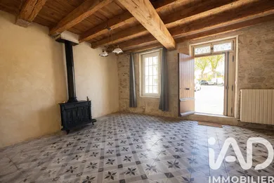Village house in Fourques (30300)