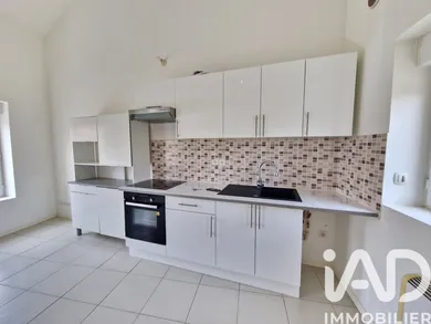 Immeuble à Flins-sur-Seine (78410)