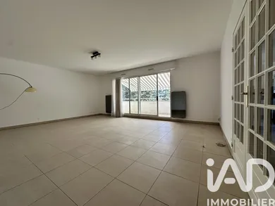 Apartment in Châtenay-Malabry (92290)