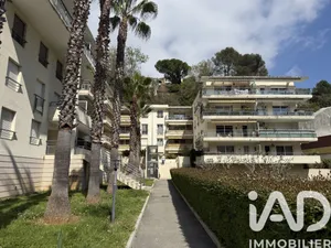 Appartement à Cagnes-sur-Mer (06800)