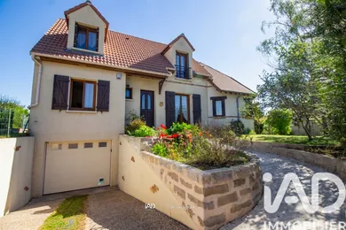 Maison traditionnelle à Gargenville (78440)