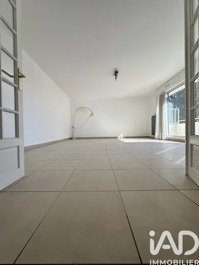 Apartment in Châtenay-Malabry (92290)