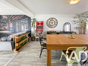 Apartment in Sens (89100)