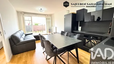 Apartment in Plaisir (78370)