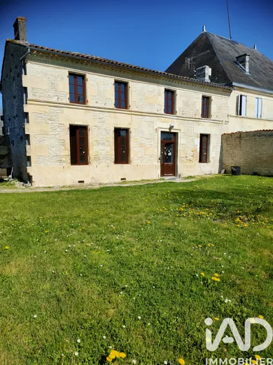 Maison de village à Le Seure (17770)