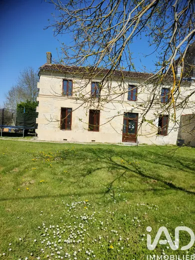 Maison de village à Le Seure (17770)