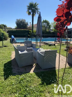 Maison à Les Métairies (16200)