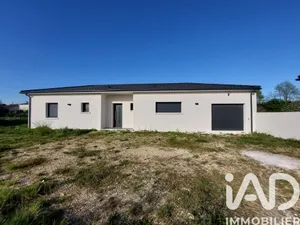 House in Pineuilh (33220)