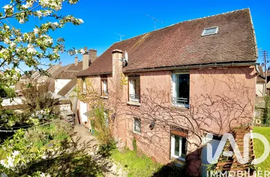 Maison de village à Villeneuve-l'Archevêque (89190)