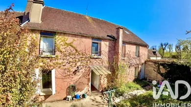 Maison de village à Villeneuve-l'Archevêque (89190)