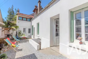 Maison de village à Montigny-sur-Loing (77690)