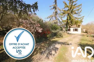 House in Mazaugues (83136)