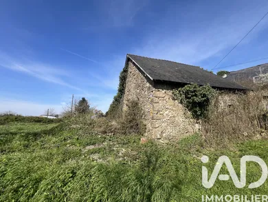 Maison de campagne à Sainte-Gemmes-le-Robert (53600)