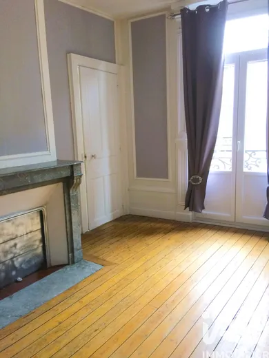 Appartement à Saint-Quentin (02100)