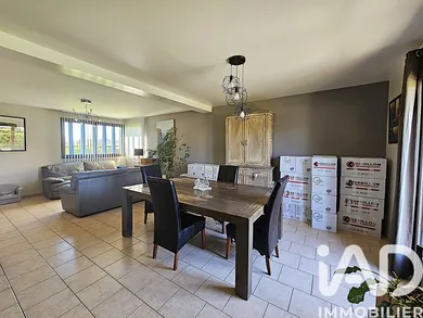 Detached house in Sacquenville (27930)