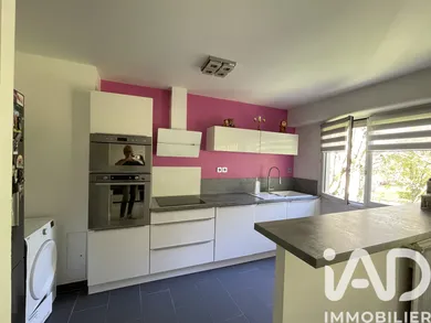 Apartment in Viry-Châtillon (91170)