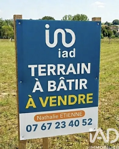 Terrain à bâtir à Domart-en-Ponthieu (80620)