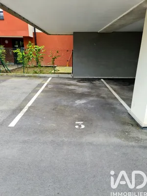 Parking in Pontault-Combault (77340)