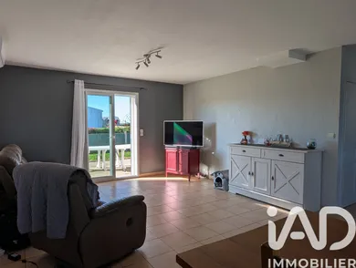 Pavillon à Pas-de-Jeu (79100)