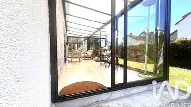 Maison traditionnelle à Villeneuve-le-Roi (94290)