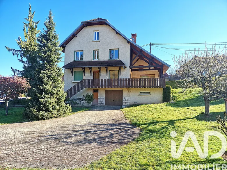 Maison 5 pièces 165 m² · à Charcenne · 165 m² · 185 000 €