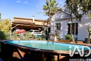 Traditional house in La Penne-sur-Huveaune (13821)