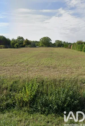 Building plot in Beaufort-en-Anjou (49250)