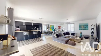 Traditional house in Cabrières-d'Avignon (84220)