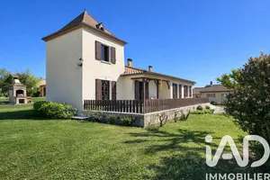 Maison de campagne à Creysse (24100)