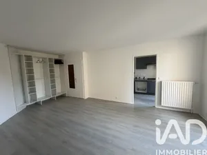 Apartment in Pontault-Combault (77340)