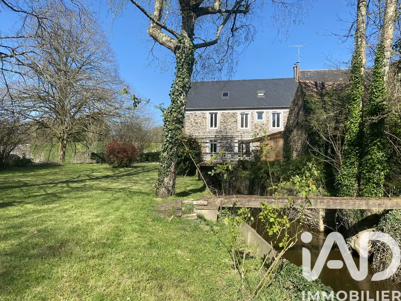 Maison 5 pièces 170 m² · à Carhaix-Plouguer · 170 m² · 193 000 €