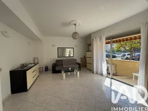 Apartment in Menton (06500)