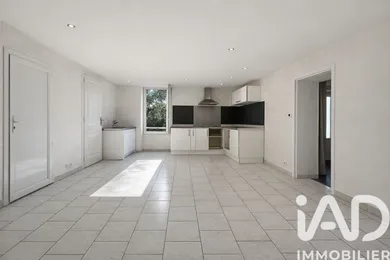 Appartement à Gémenos (13420)