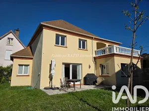 Maison à Carrières-sur-Seine (78420)