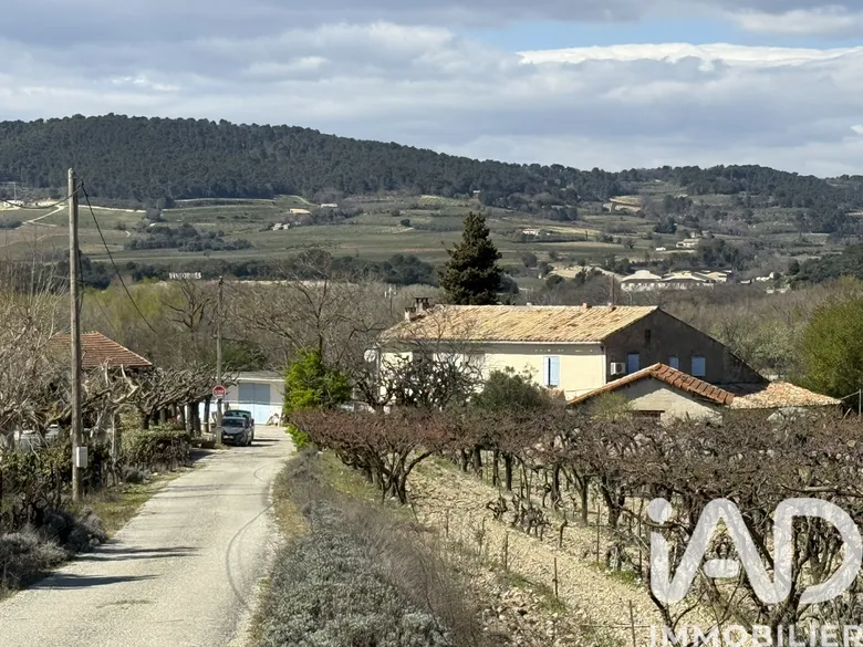 Maison 9 pièces 208 m² · à Mirabel-aux-Baronnies · 208 m² · 630 000 €