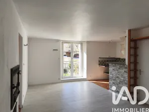 Apartment in Castellane (04120)