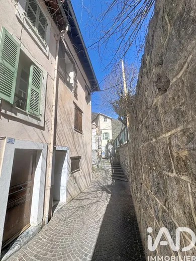 Appartement à Saint-Sauveur-sur-Tinée (06420)