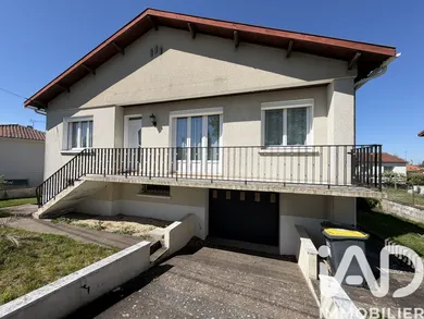 House in Parthenay (79200)