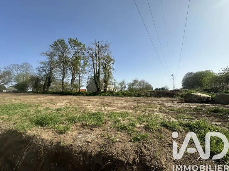 Terrain 432 m² · à Ploubezre · 60 930 €