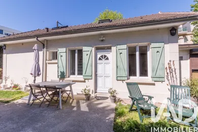 Maison à Carrières-sur-Seine (78420)