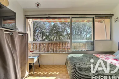 Apartment in Saint-Mandrier-sur-Mer (83430)