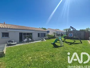 House in Sainte-Pazanne (44680)