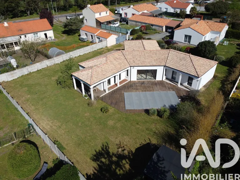 Maison 5 pièces 142 m² · à Saint-Brevin-les-Pins · 142,5 m² · 620 000 €