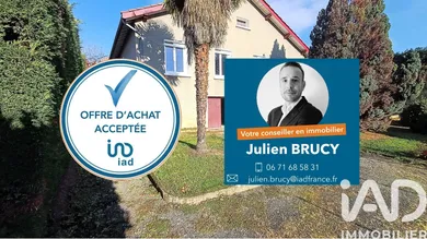 Traditional house in Saint-Martin-la-Plaine (42800)