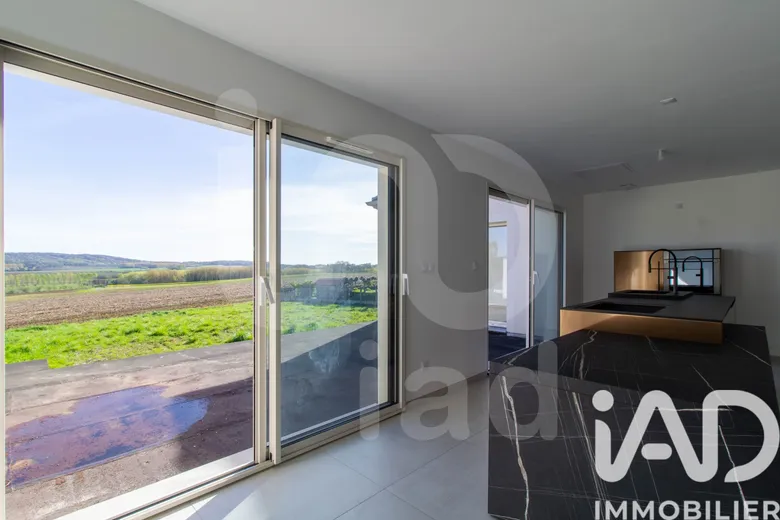 Maison 6 pièces 127 m² · à Chevincourt · 127 m² · 349 000 €