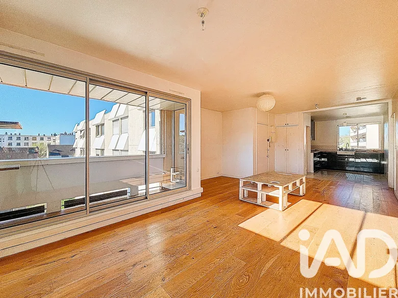 Appartement 5 pièces 103 m² · à L'Haÿ-les-Roses · 102,7 m² · 349 000 €