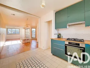 Apartment in L'Haÿ-les-Roses (94240)