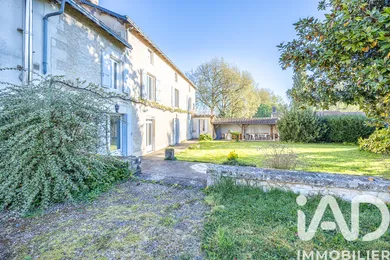 Longere in François (79260)