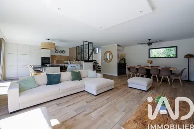 Maison à Cailloux-sur-Fontaines (69270)